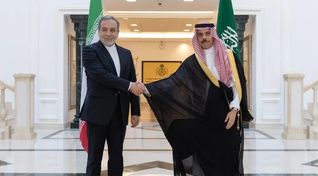بن فرحان وعراقجي يبحثان المستجدات الإقليمية وترحيب بالاتفاق
