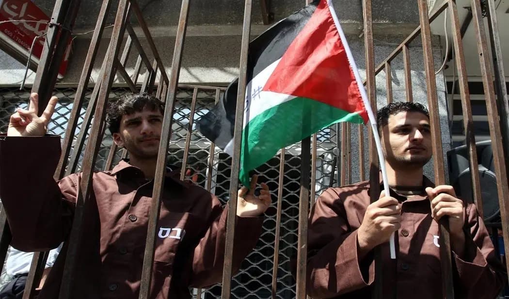 إليكم أسماءَ الدفعةِ الأولى من المحررينَ الفلسطينيين