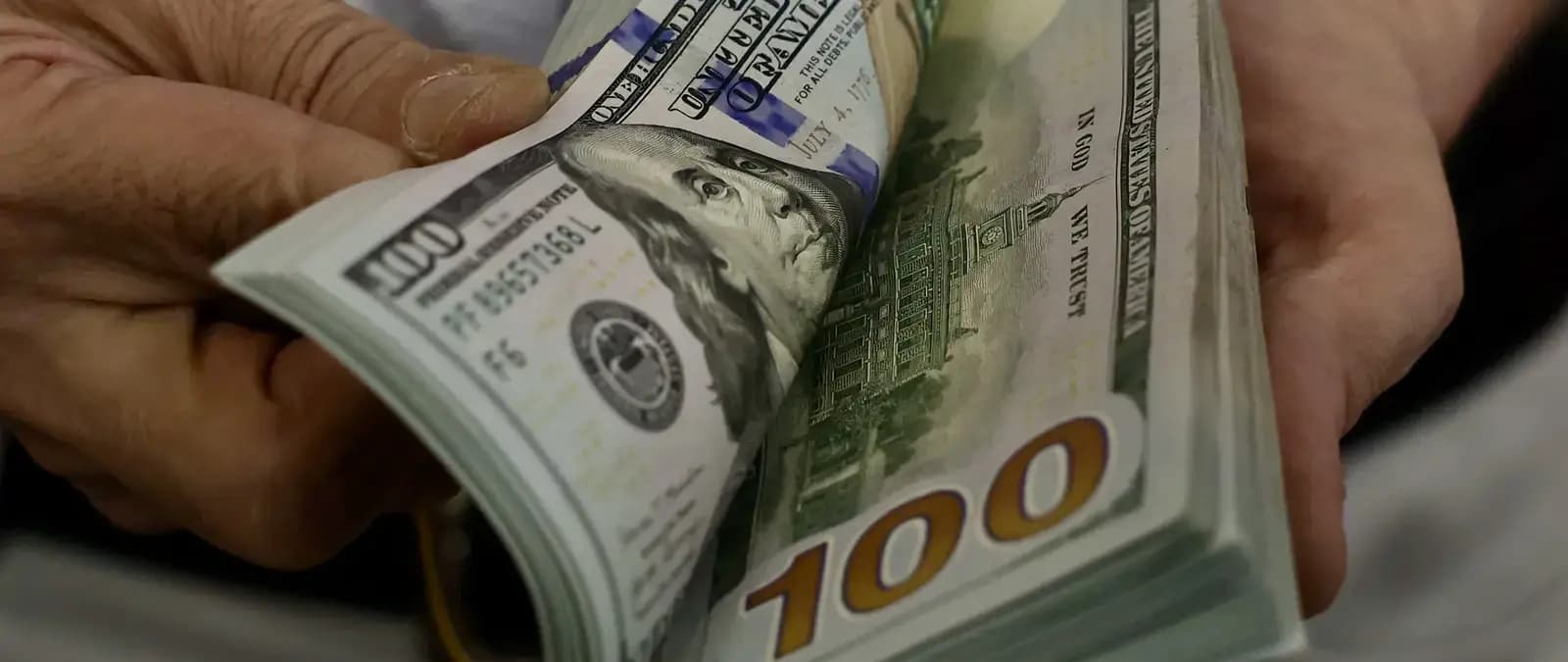 التحويلات تواجه العرقلة