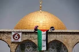 الفلسطينيون… رهان التسوية وخيار الثورة