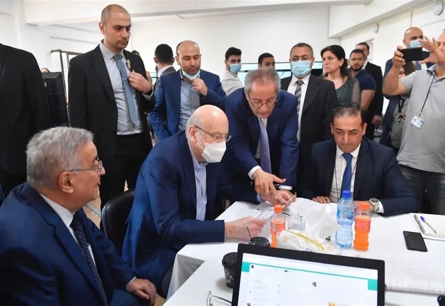 ميقاتي متفقدا غرفة العمليات الانتخابية في الخارجية : ان شاء الله نكون مساء 15 أيار مرتاحين ونبشر اللبنانيين ببرلمان جديد
