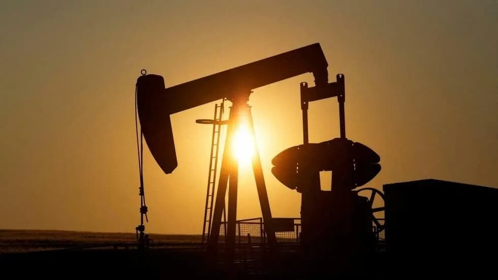 أسعار النفط تُغلق مرتفعة