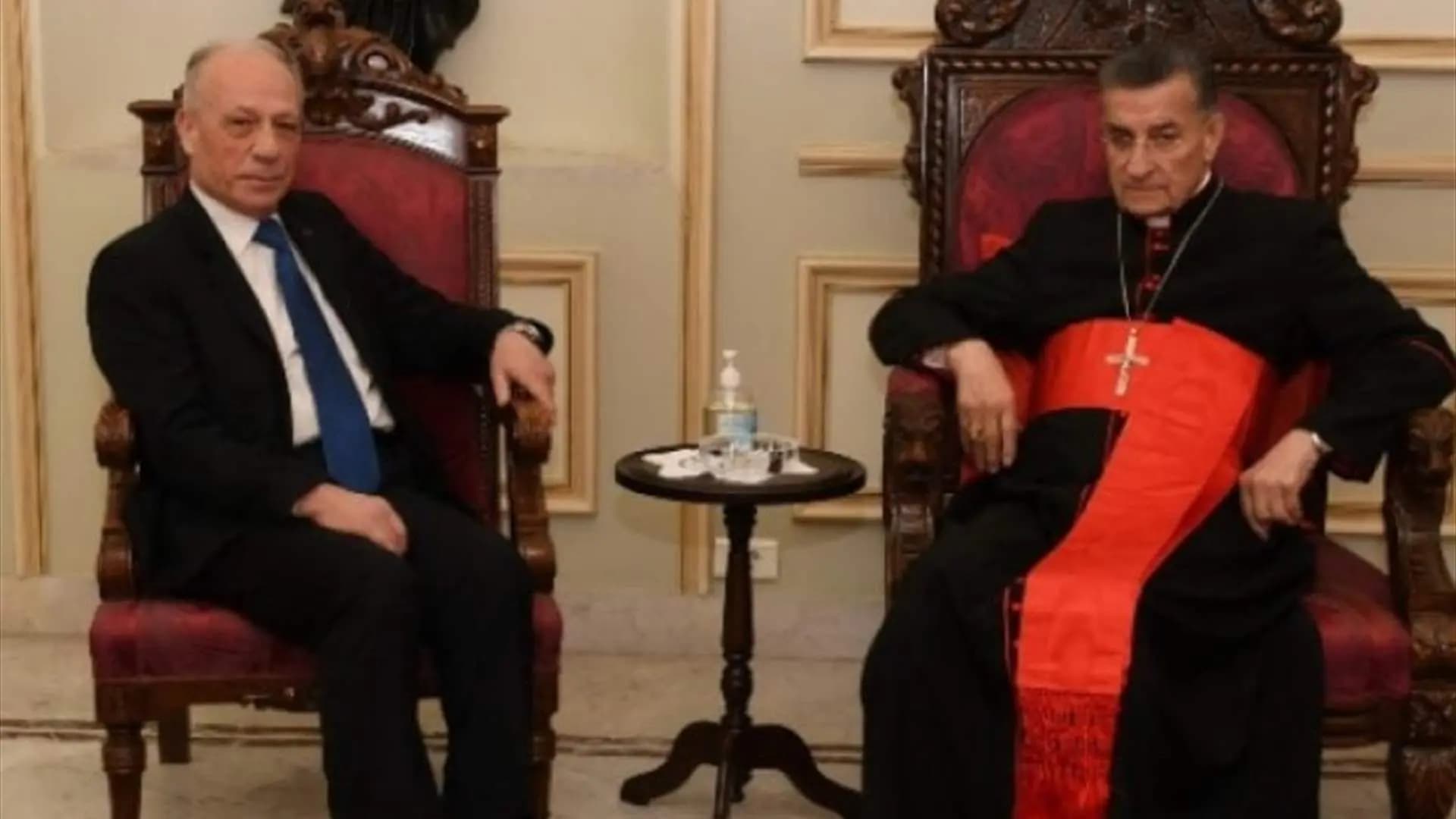 "لا لكسر الجيش".. عنوان اللقاء بين الراعي وسليم