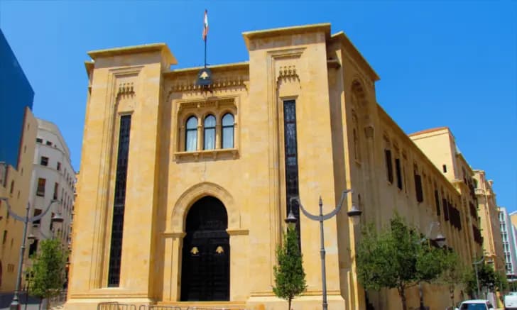 نواب يوقعون على اقتراح قانون الكوتا النسائية