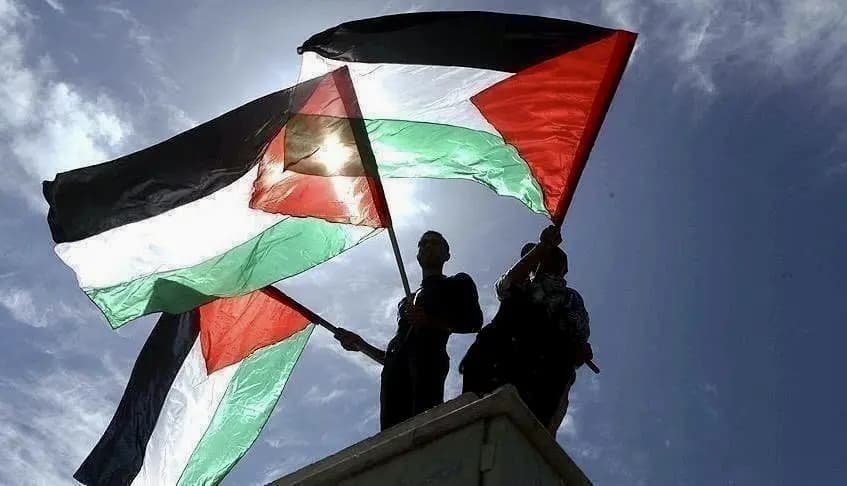 "بعد محاولة لتحريره"..القسام: مقتل جندي أسير لدينا