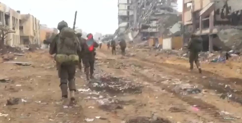 مراسلٌ عسكريٌّ صهيوني يروي لحظات الرّعب في غزة