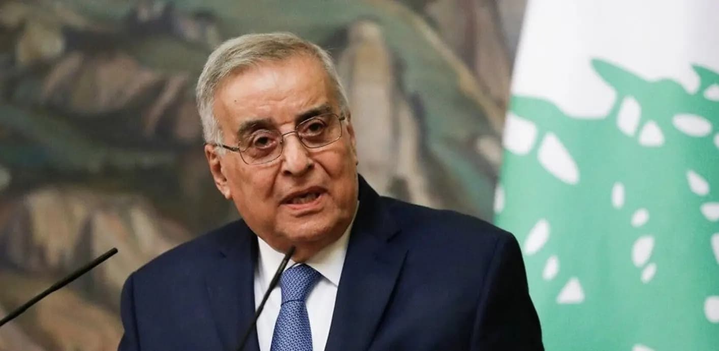 "عم تربّحنا جميلة"… بوحبيب: كلفة الوجود السوري في لبنان مرتفعة جداً