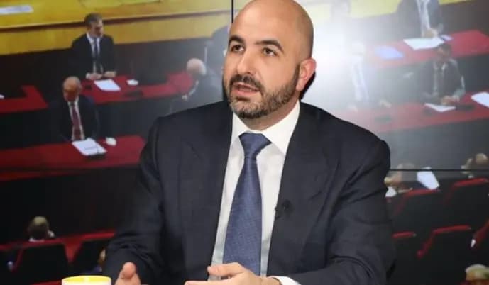 التعرّض لـ صور صليبا في المتن!