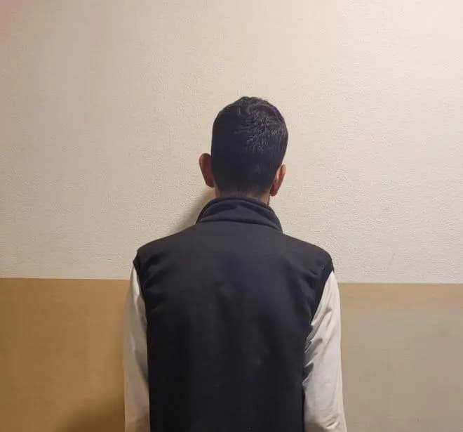 متهم بالاتجار بالبشر.. و"قوى الأمن" توقفه
