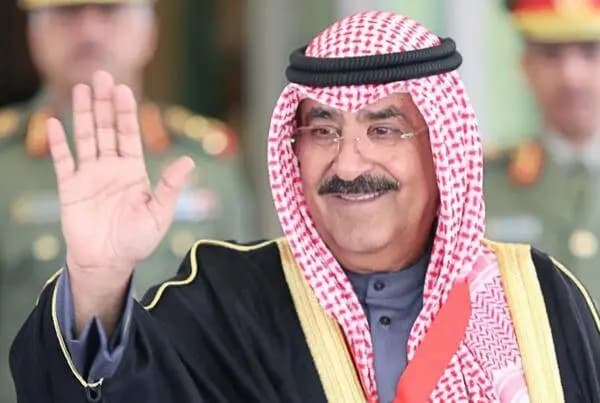 مجلس الوزراء الكويتي ينادي بولي العهد الشيخ مشعل الأحمد أميرًا للبلاد