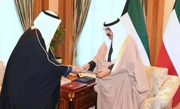 الحكومة الكويتية قدمت استقالتها للأمير الجديد