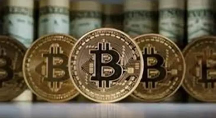 العملة الرقمية المشفرة "بيتكوين" تهبط الى 28,555$