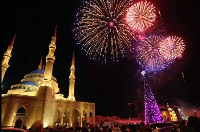 لبنان يعبرُ إلى العام ٢٠٢٤ حاملًا أزماتِه ومؤجلًا استحقاقاتِه!
