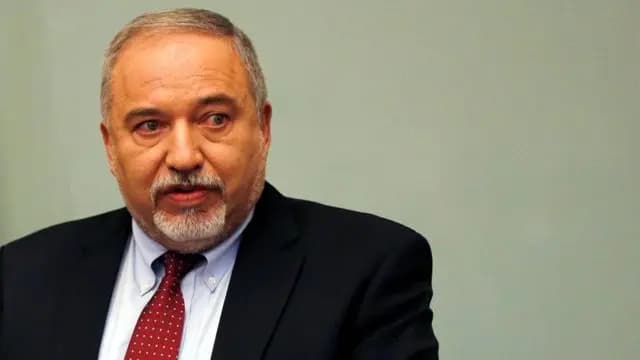 "حتى تقوم حكومة في بيروت"..ليبرمان: يجب التمركز في نهر الليطاني