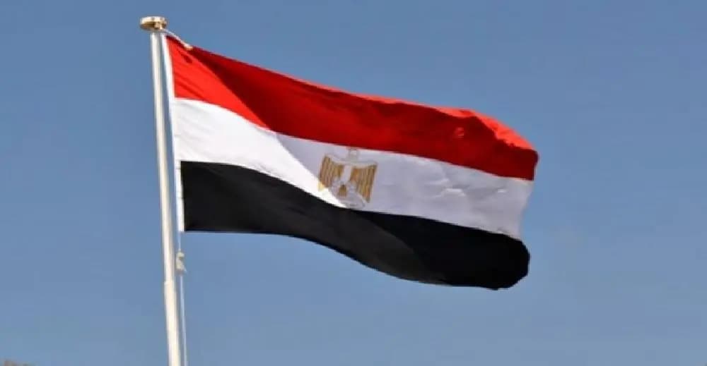 "بطلب من السيسي"..الهلال الأحمر يقيم مخيمات للفلسطينيين