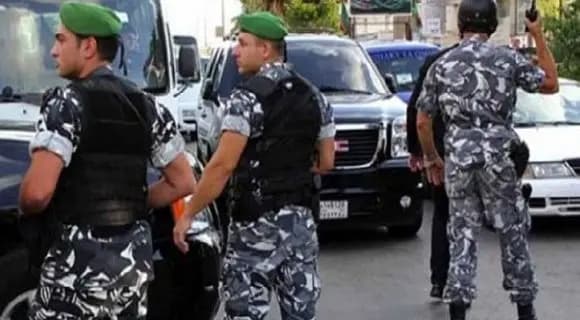 الأمن يروي تفاصيل ما حصل أثناء توقيف مطلوب في جونية