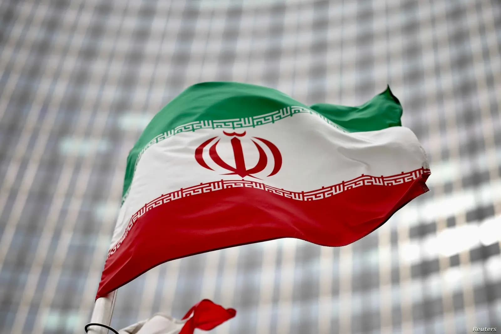 انفجار في إيران يوقع قتلى وجرحى