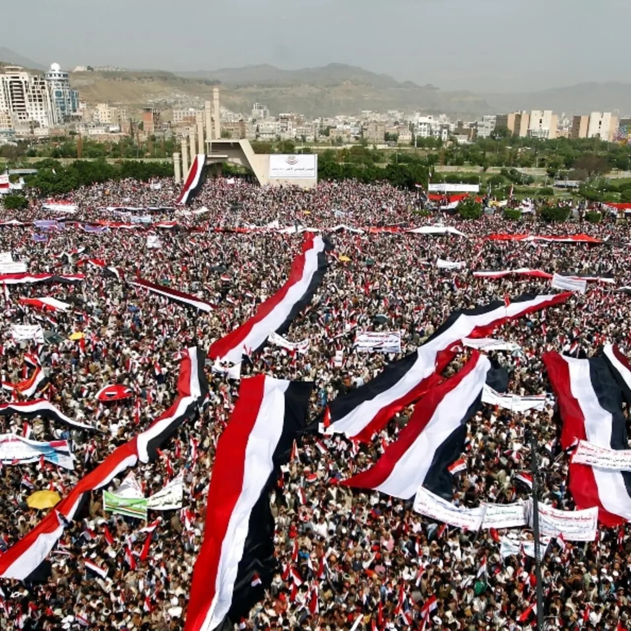 اليمن تؤكد ان دماء شهداء البحرية لن تذهب هدرًا