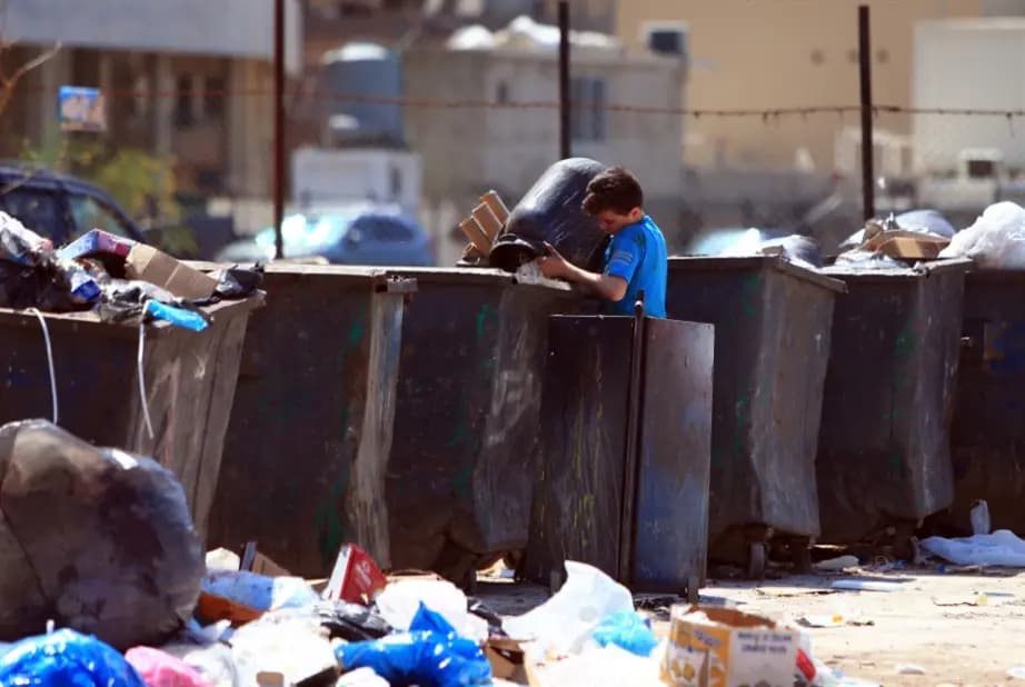 حلّ أزمة النفايات في 2024.. أو العودة إلى 2015!