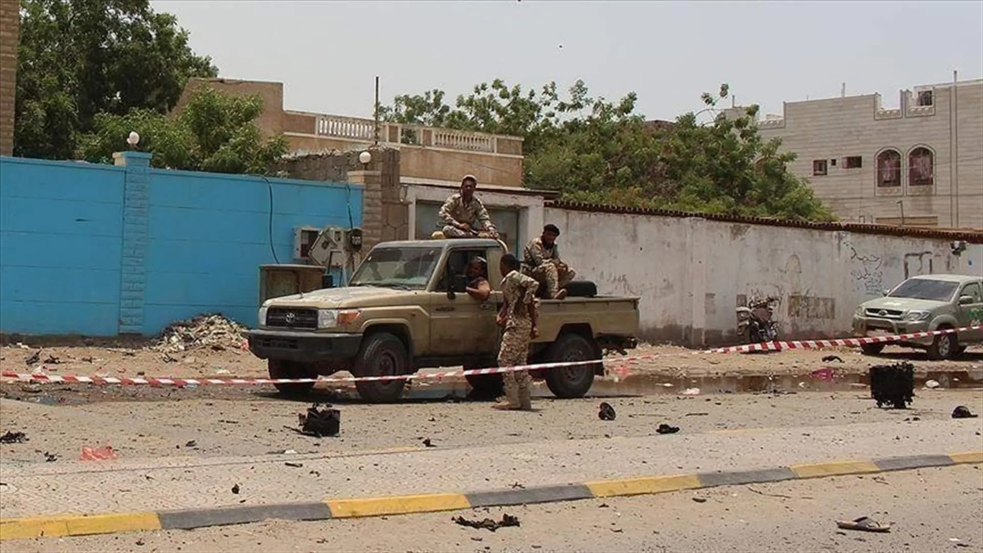 في اليمن.. مقتل ضابطين في هجوم منسوب إلى تنظيم القاعدة