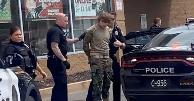 مجزرة عنصرية" 10 قتلى في حادثة إطلاق نار بـ نيويورك"