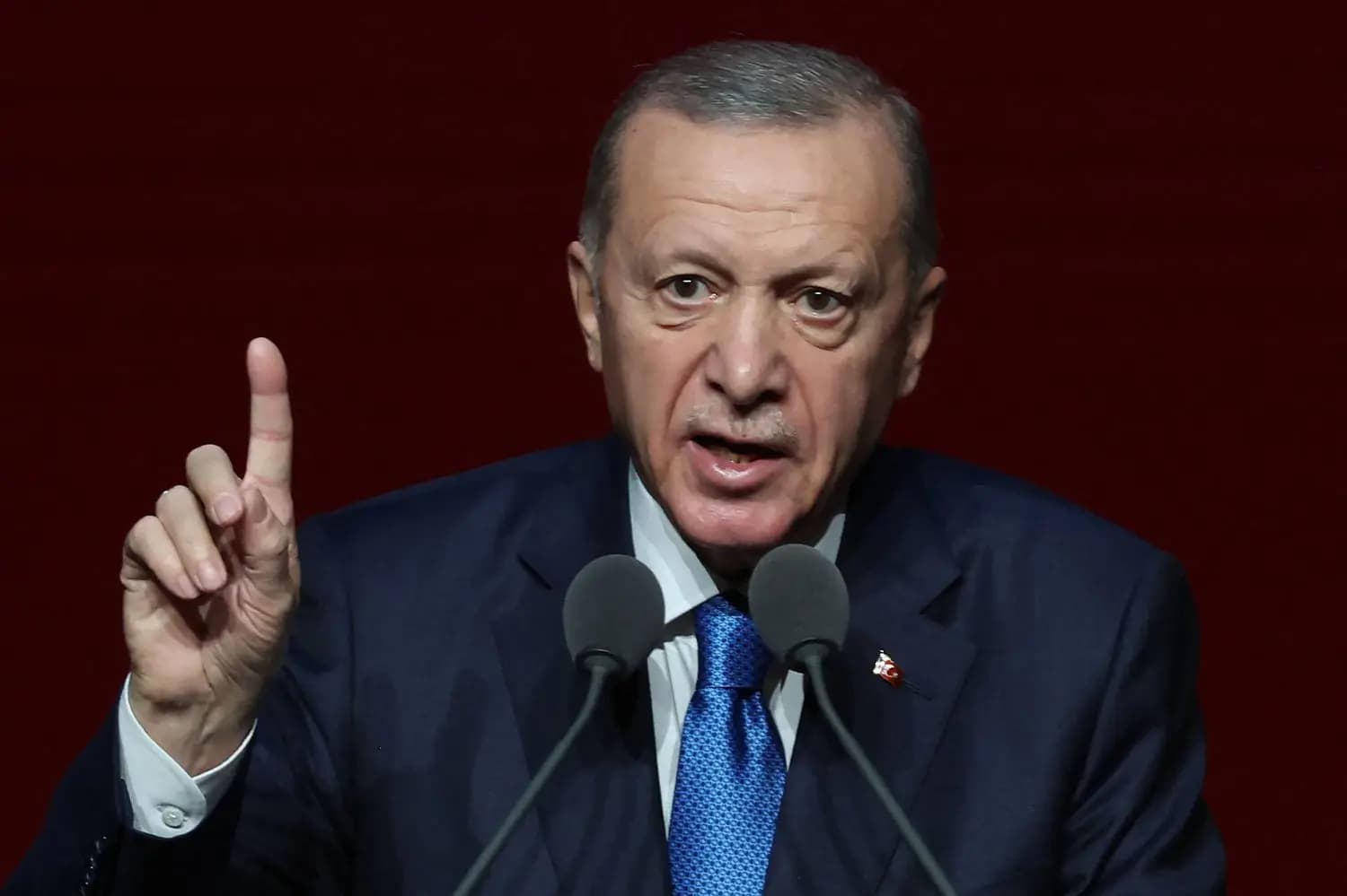 أردوغان: أمريكا وبريطانيا تحاولان تحويل البحر الأحمر إلى بحر من الدماء