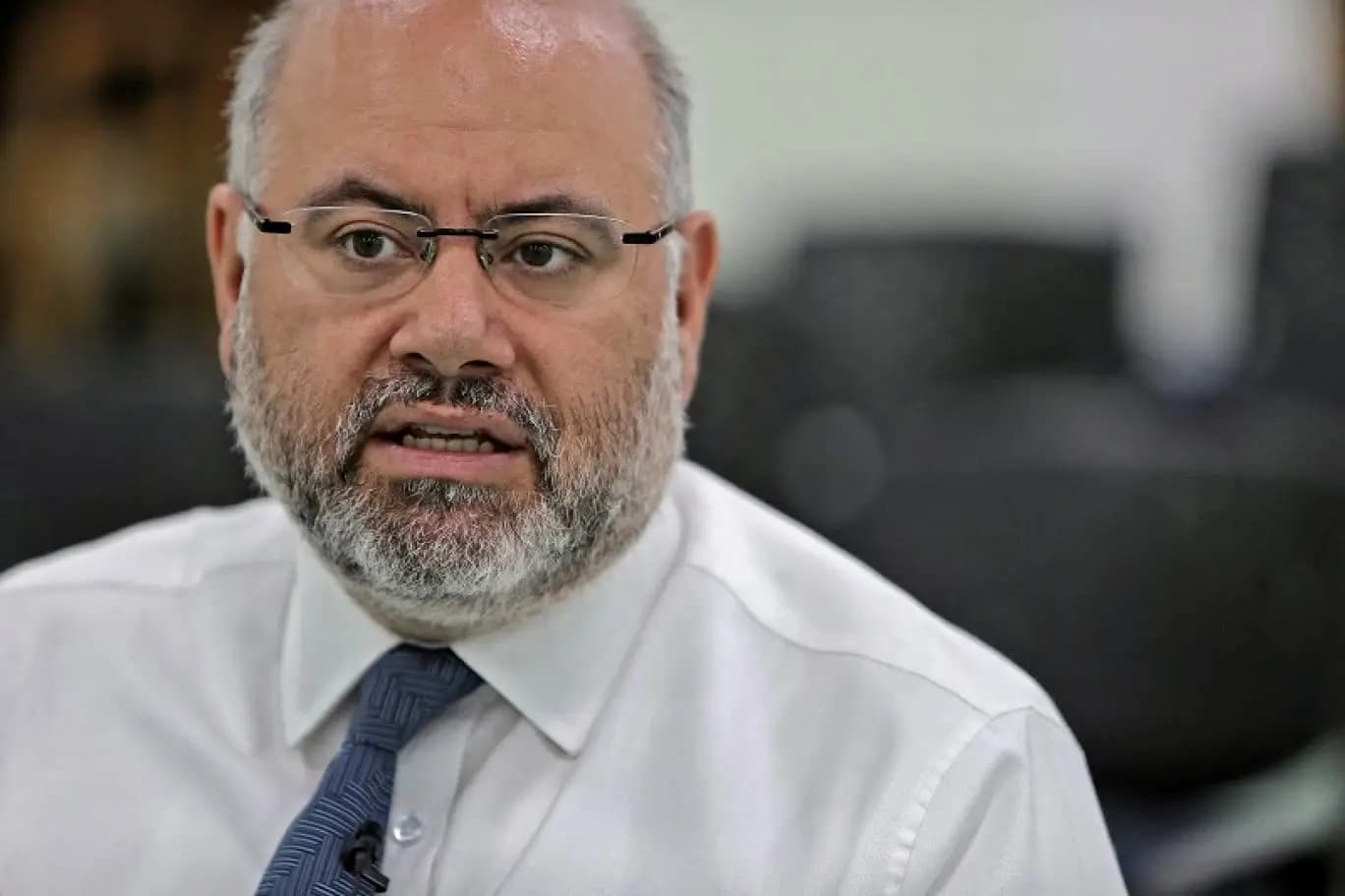 الأبيض: الوزارة تقوم بواجبها على أكمل وجه