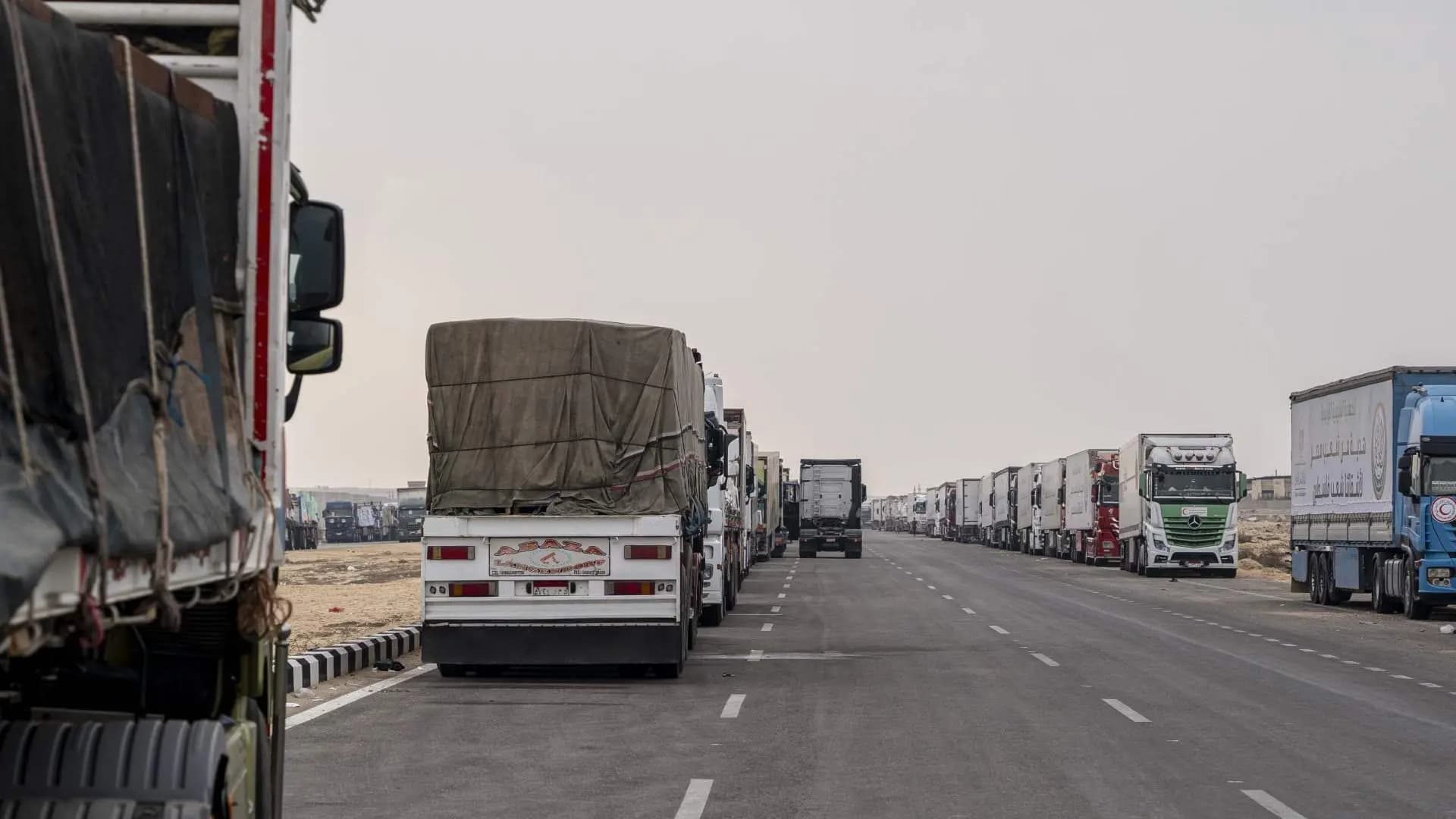 قطر تعلن دخول أدوية ومساعدات إلى غزة