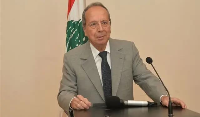 السيّد: انتهت المسرحية!