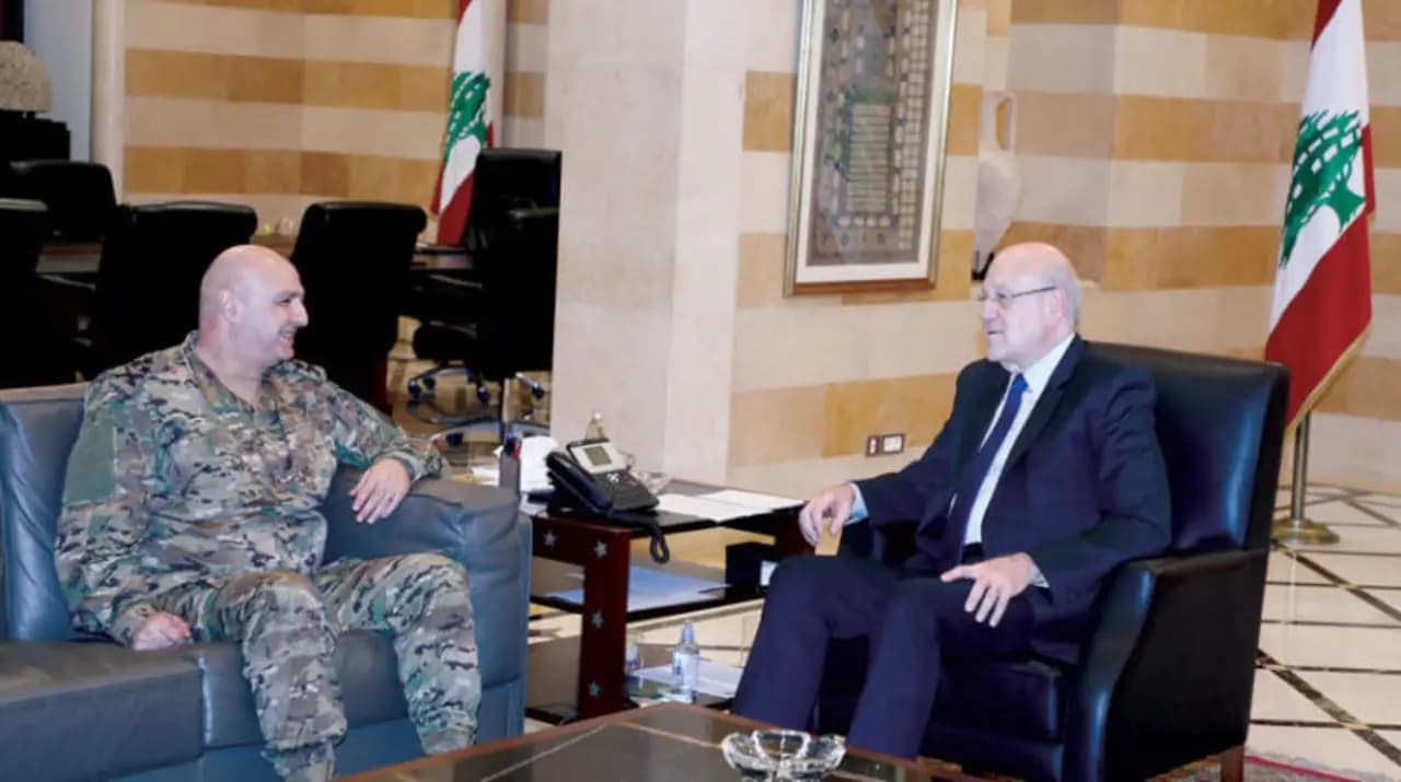 رئاسة الأركان عالقة في شباك الحكومة