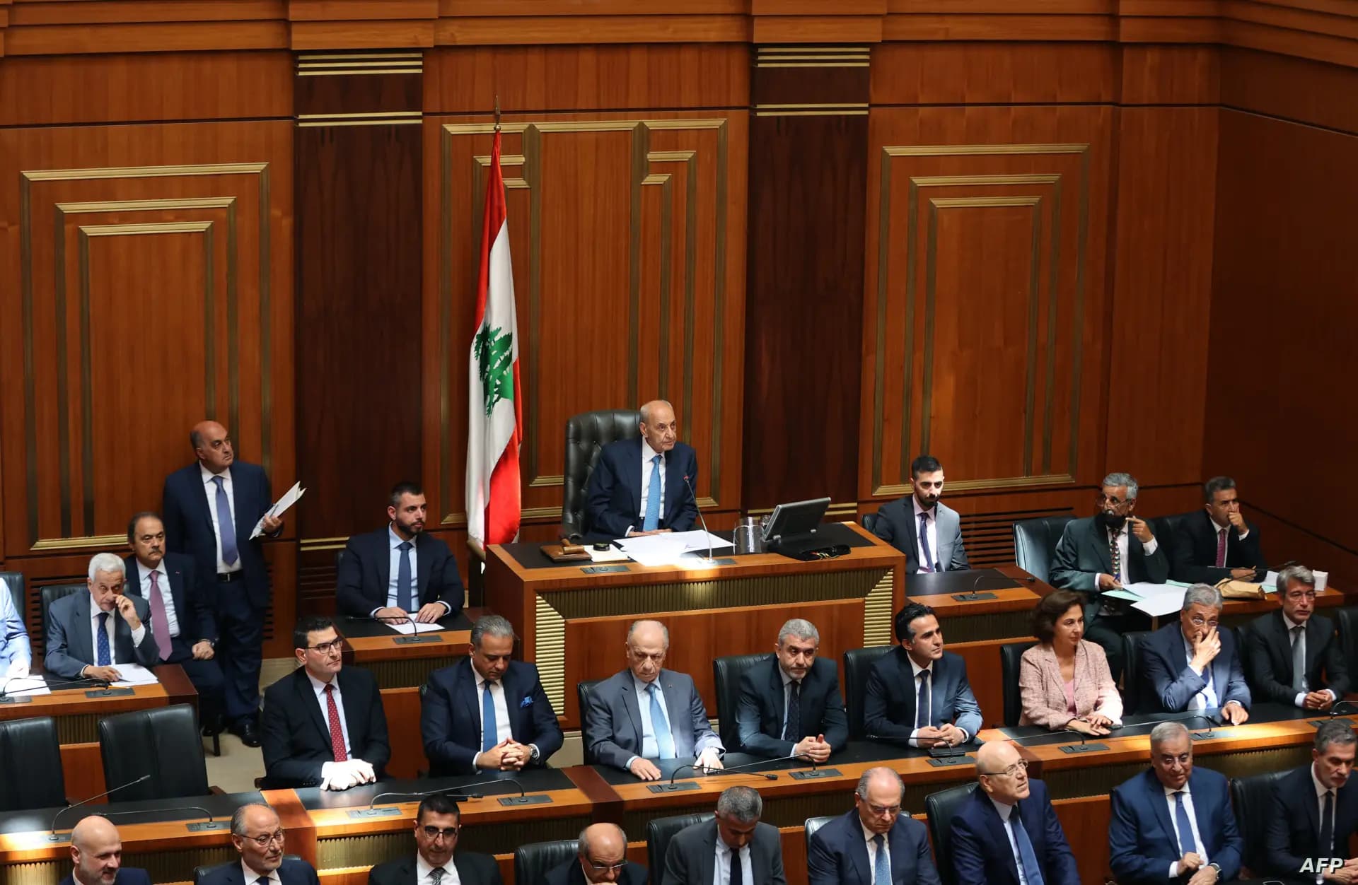 ماذا حصل داخل جلسة مجلس النواب؟