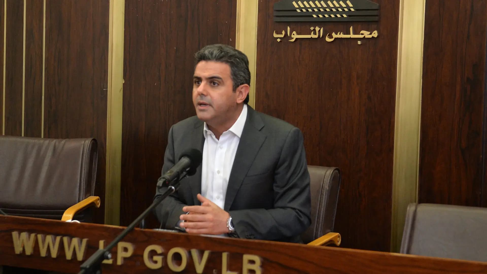 "ونحن نتفرج".. حوّاط: لبنان يواجه خطرًا وجوديًا