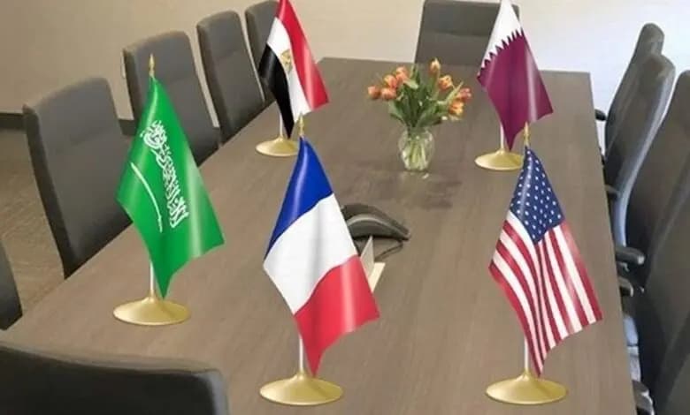 اليوم.. سفراء "الخُماسية" في دارة البخاري