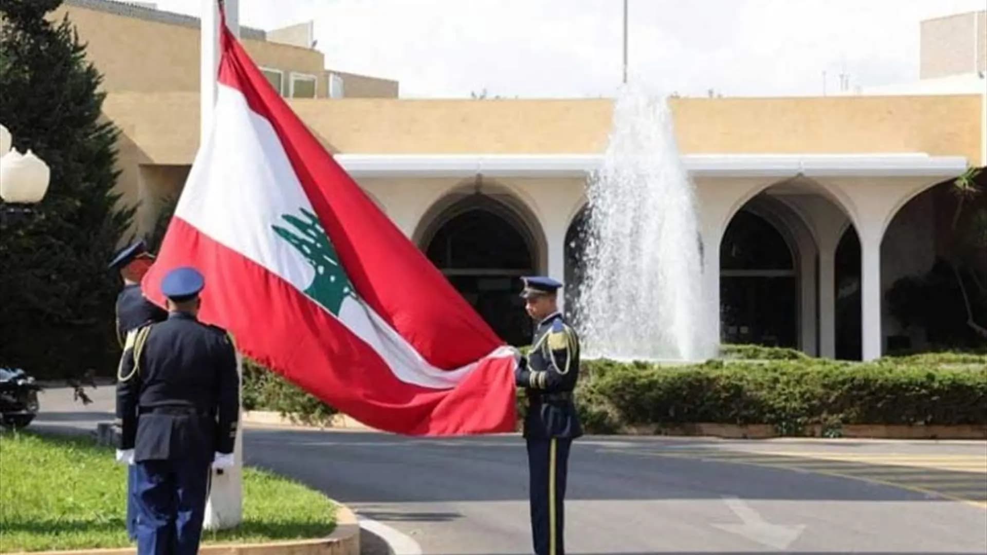 "الخماسية" تتبنّى الخيار الرئاسي الثالث وتكلف لودريان تسويقه