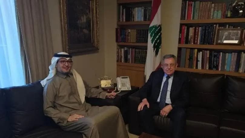 "الأوضاع الراهنة٫.. بين السنيورة وبخاري