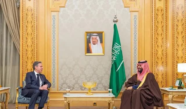 "الأوضاع الإقليمية".. بين بلينكن وبن سلمان
