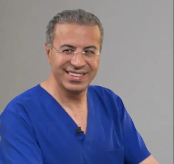 الدكتور نادر صعب يقاضي المشهِّرين
