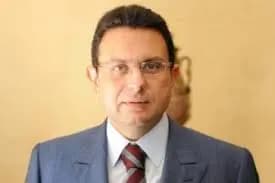 الخازن: سنبقى رافعين أيدينا لقديسنا مارمارون