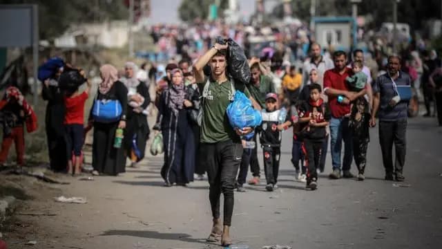 "الأونروا" تحذر من شن هجـ.ـوم على رفح