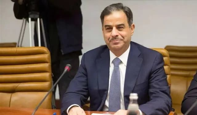 "هامّة للغاية"... هكذا علق سفير لبنان في روسيا على زيارة جنبلاط