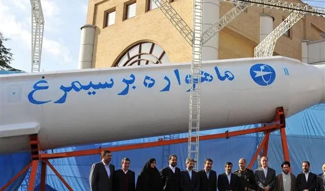 "للرد على المؤامرات".. تجربة صاروخية جديدة لإيران