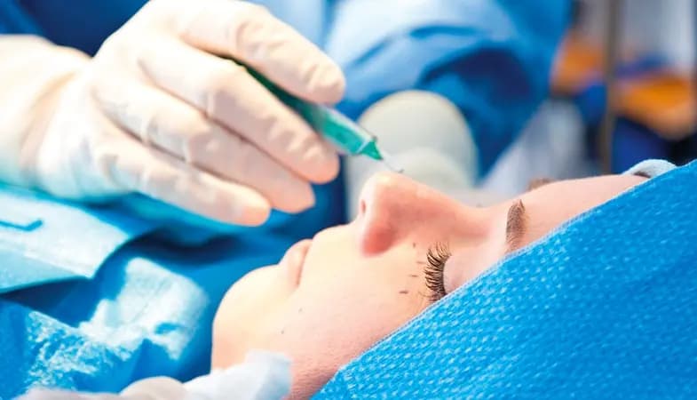 في لبنان.. عمليّات التجميل تشهد تراجعًا بسبب غياب العرب والأجانب
