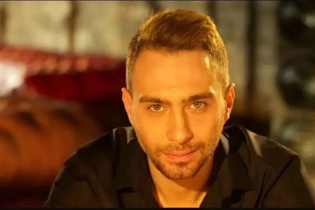 "لحن كدابة مسروق"...حسام حبيب في ورطة !