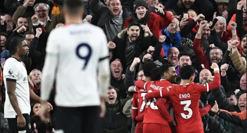 "ليفربول" يحلق بصدارة الدوري