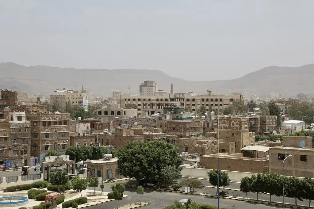 الطيران الأمريكي يستهدف مناطق يمنية