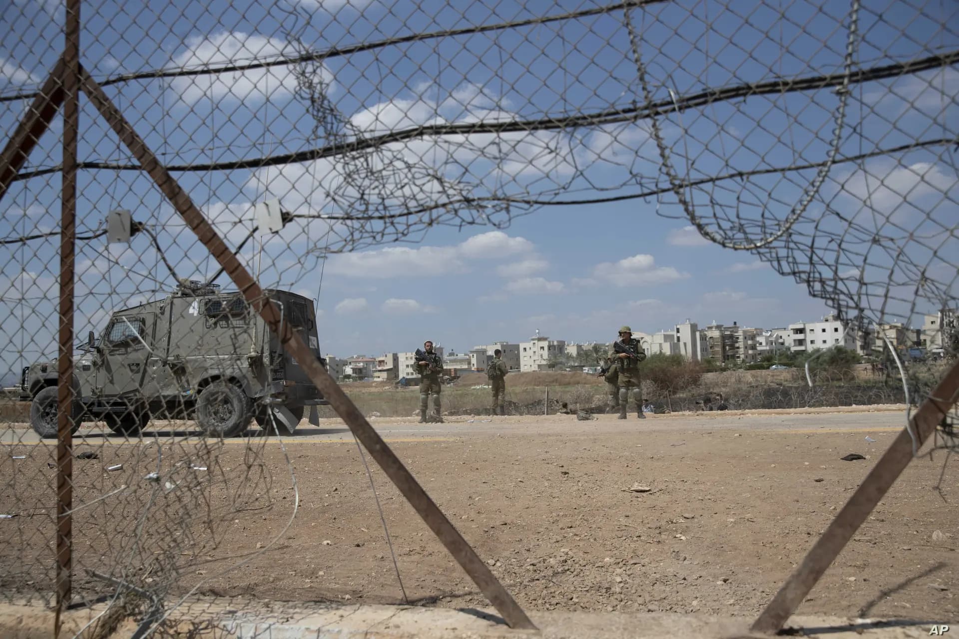 في هذه الحالة.. سجناء فلسطينيون بارزون إلى الحرية