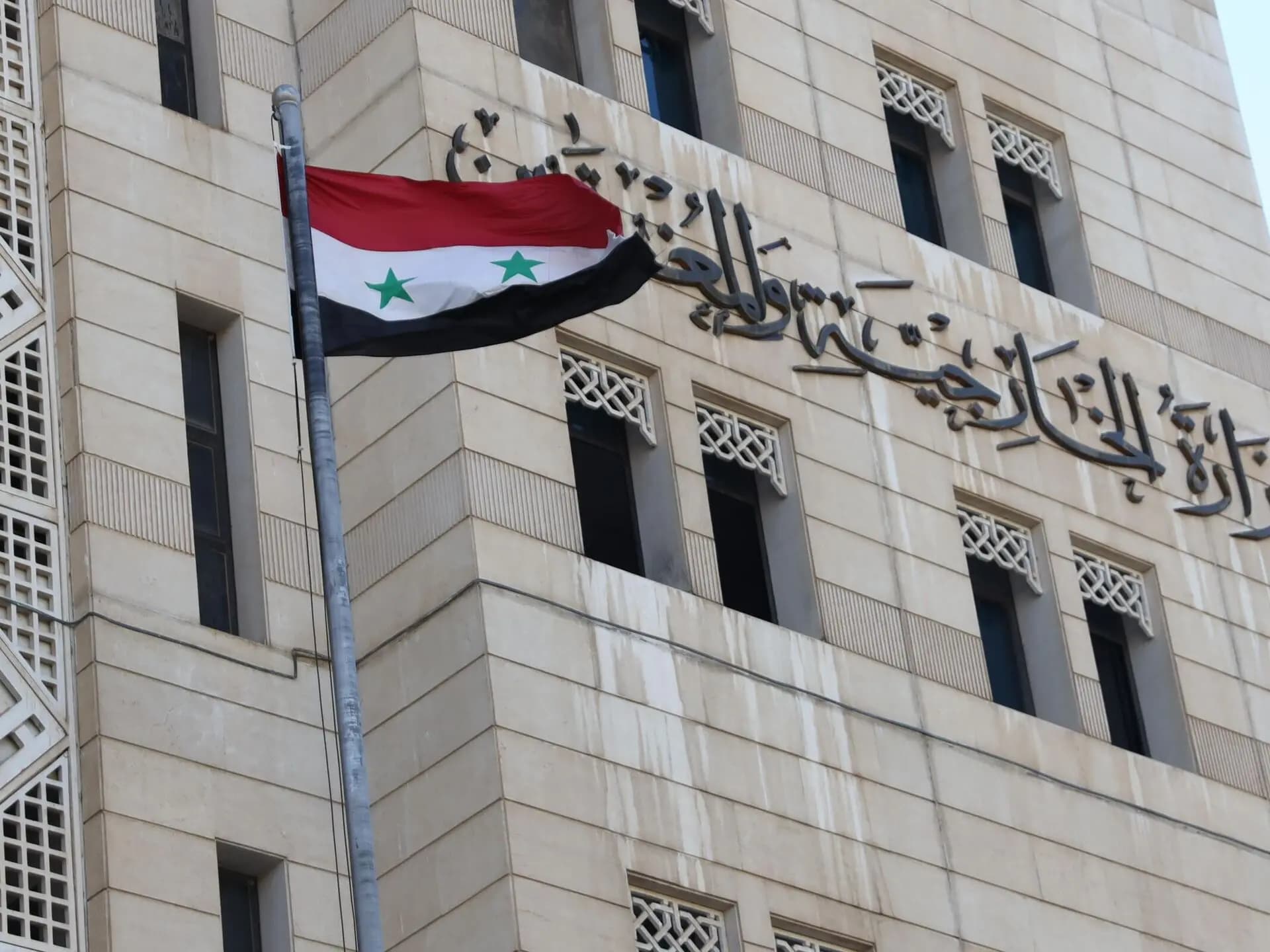 الخارجية السورية تدين جرائم الاحتلال
