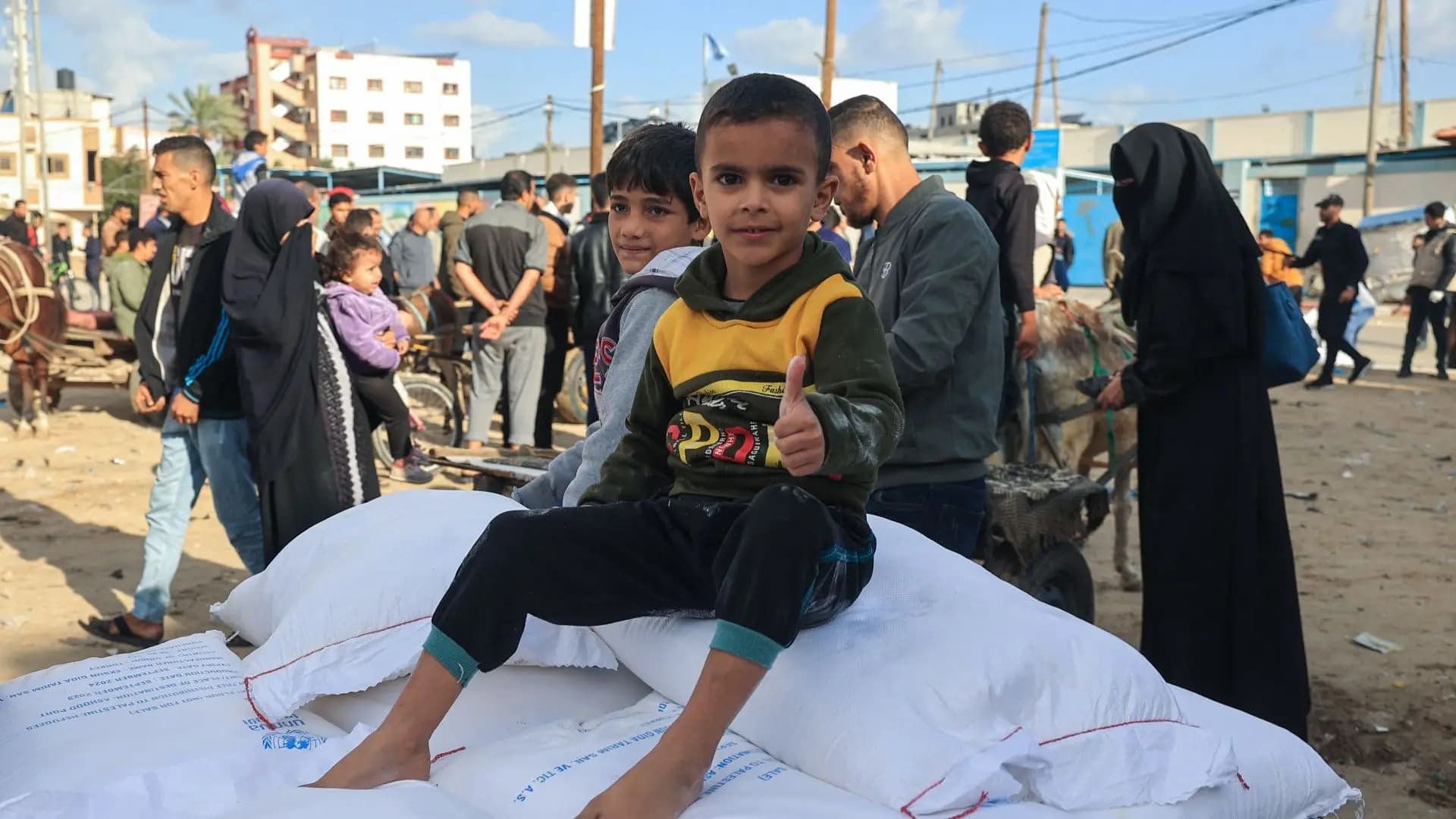 "الغارديان": لا تزال هناك عقبات أمام الاتفاق بين إسرائيل و"حمـ.ـاس"