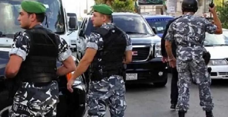 بعد سرقته صناديق النذورات من داخل الكنائس.. وقع بقبضة الأمن