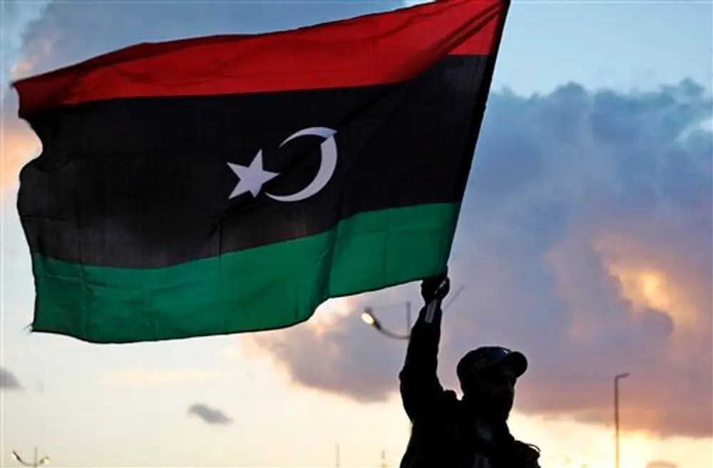 في ليبيا.. حريق ضخم يخرج عن السيطرة!